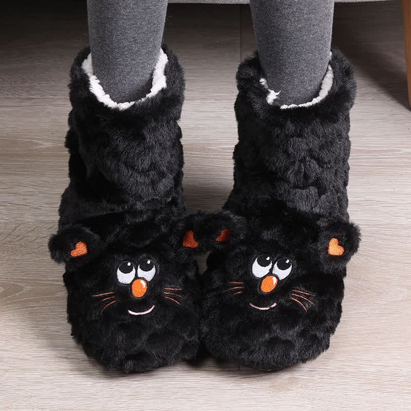 Janneke | Pluizige huissokken met kattensnoetje