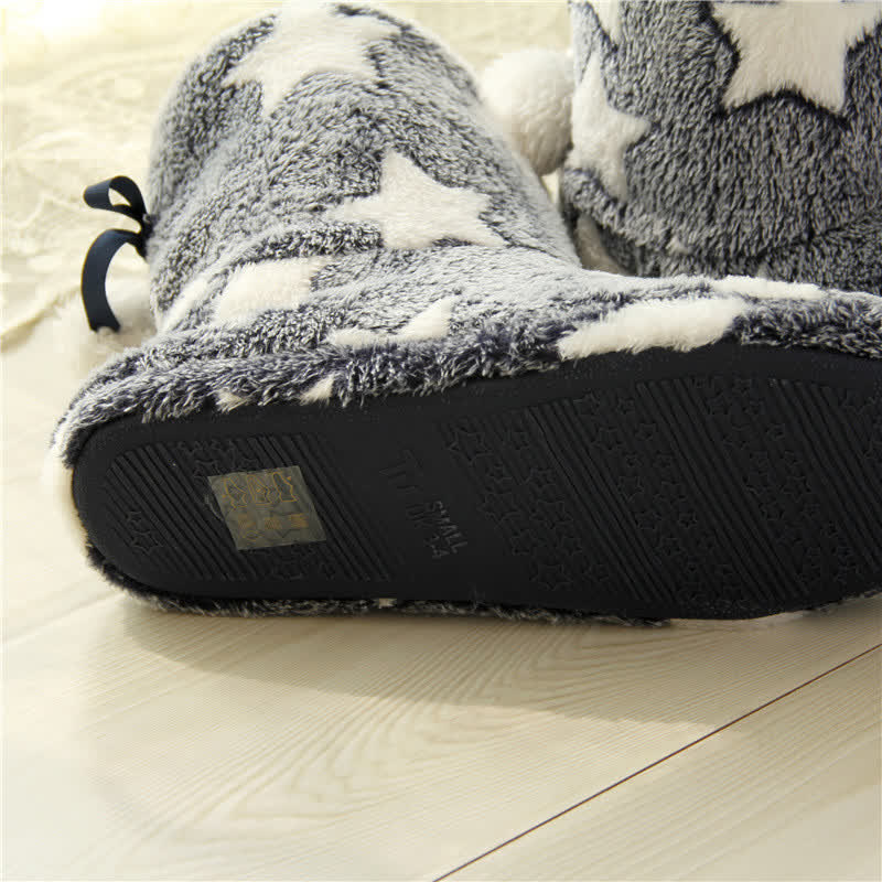 Ilse | Fleece huissokken met sterren en pompon