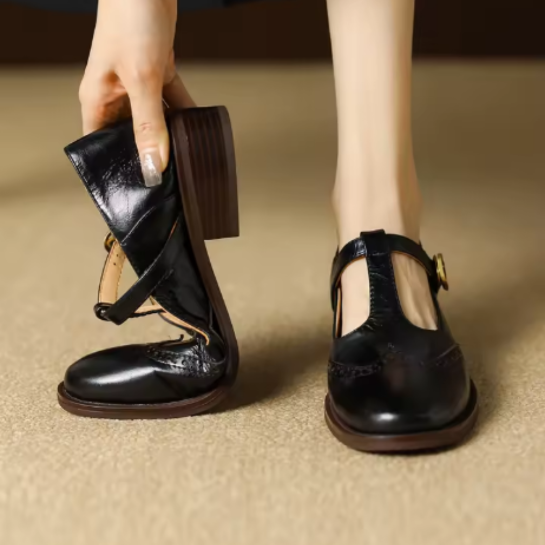 Sanne | Klassieke damesschoenen met bandje