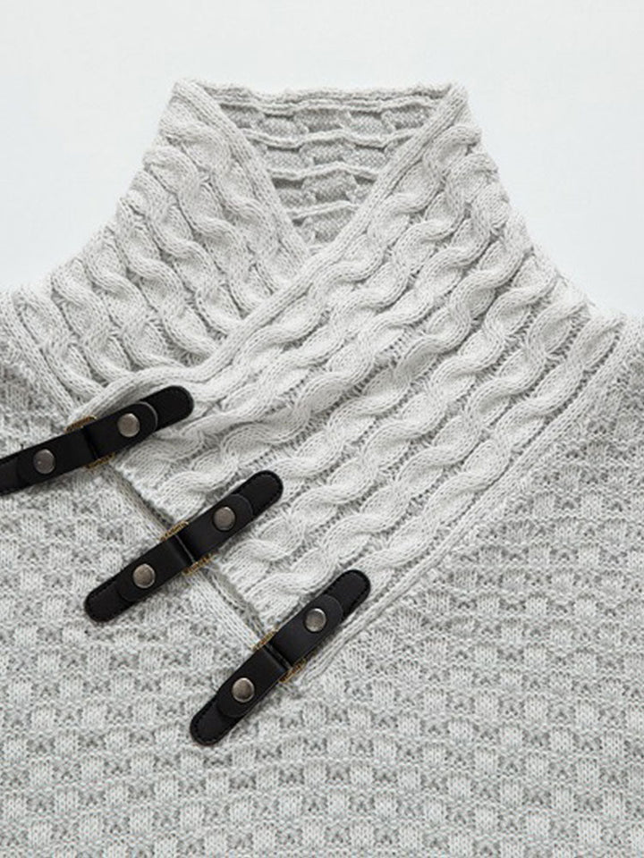Guus | Gebreide jacquard coltrui met leren gespdetails