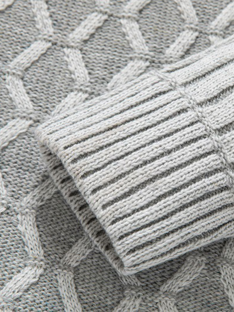 Pim | Jacquard coltrui met houtje-touwtjesluiting