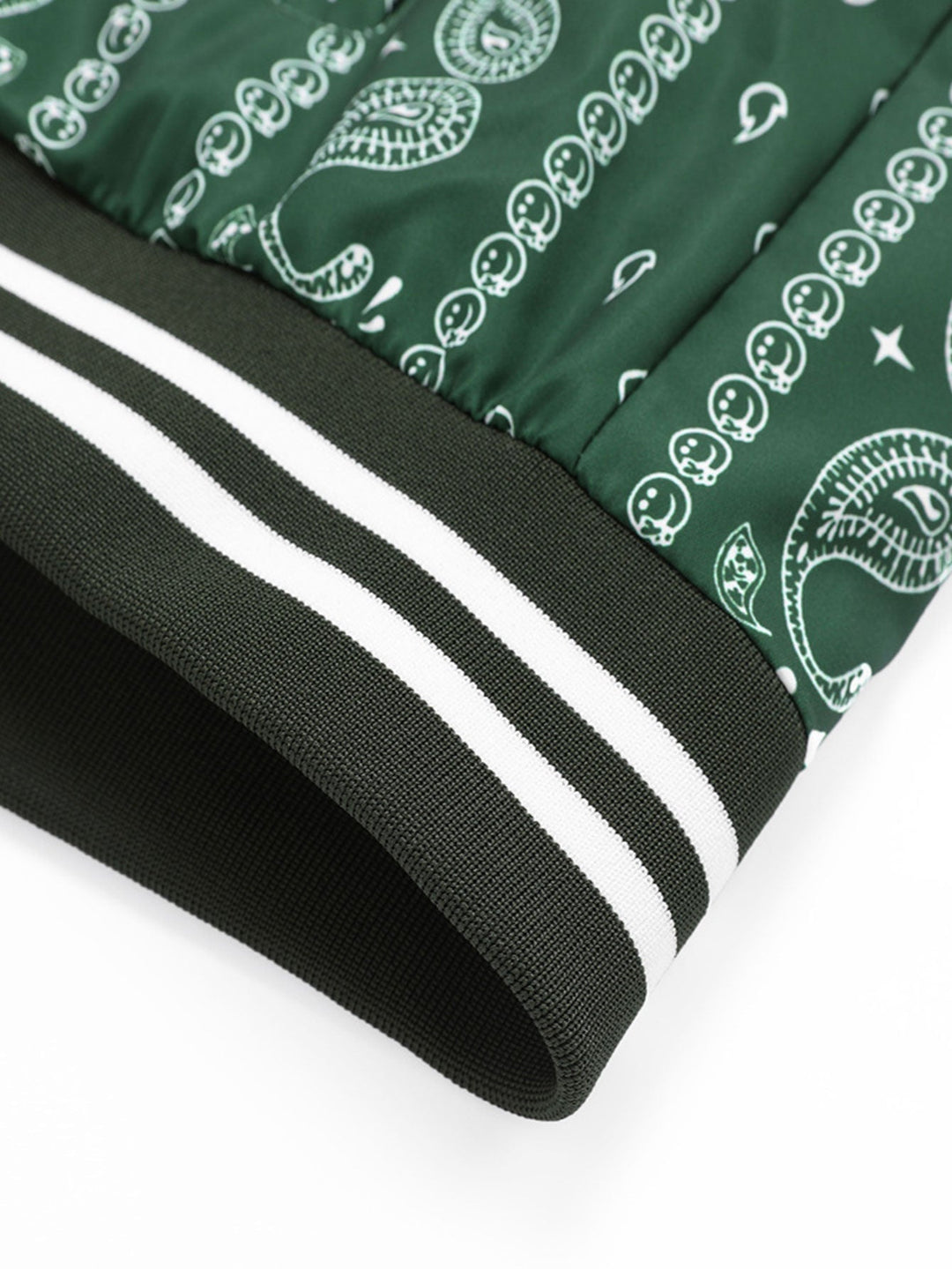 Boaz | Baseball jack met paisleyprint en staande kraag