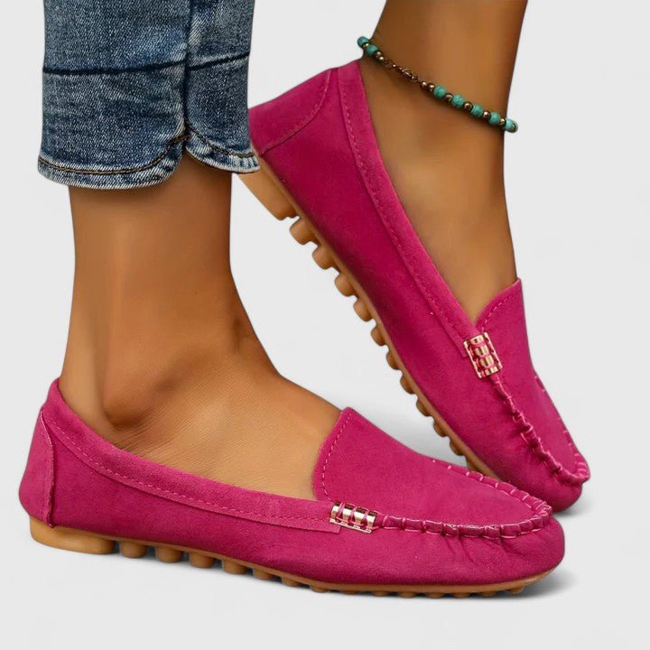 Tess | Turquoise mocassin met siernaden