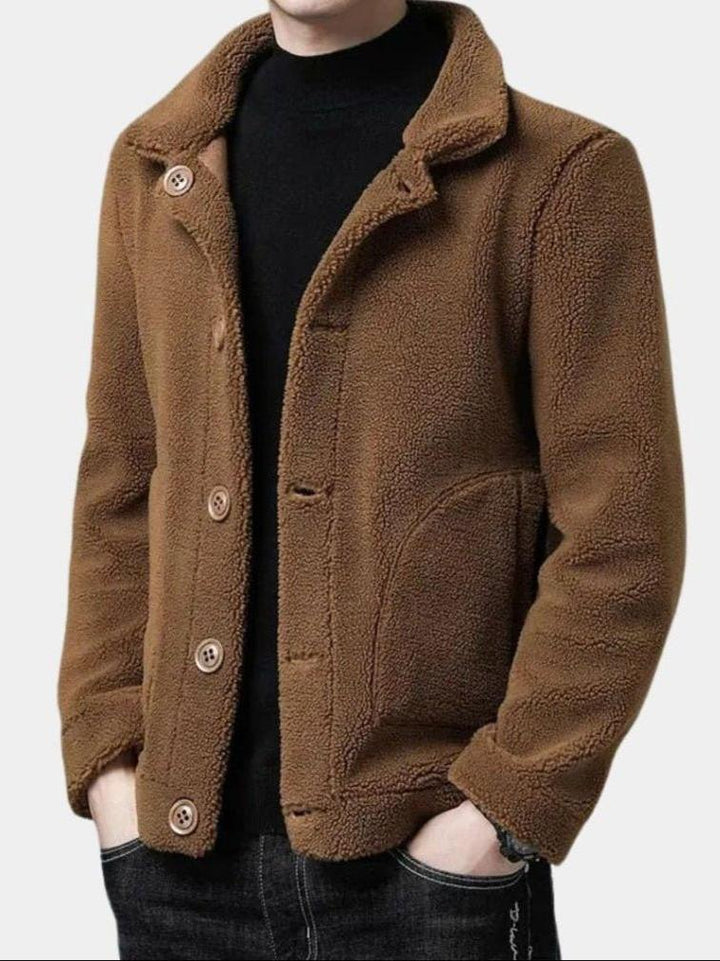 Michiel | Camelkleurige jas met knoopsluiting