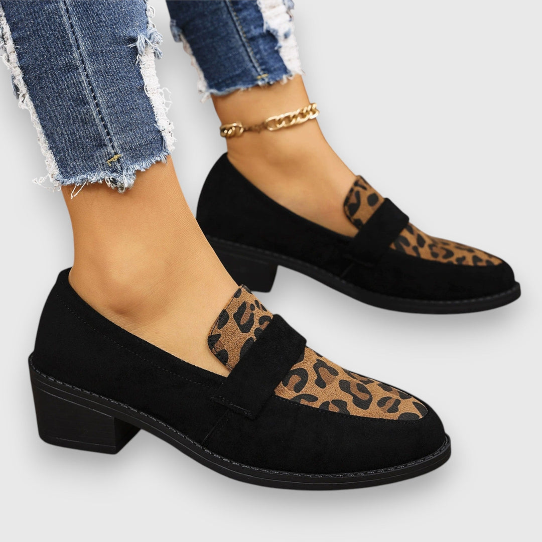 Margriet | Bruine loafer met dierenprint