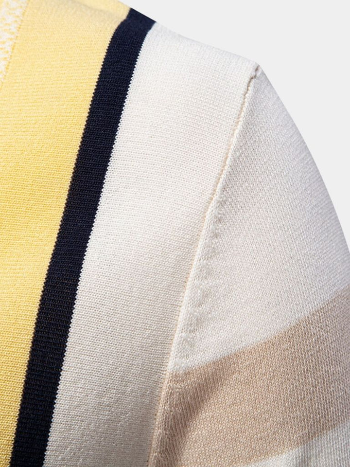 Corné | Beige polo met verticale retrostrepen