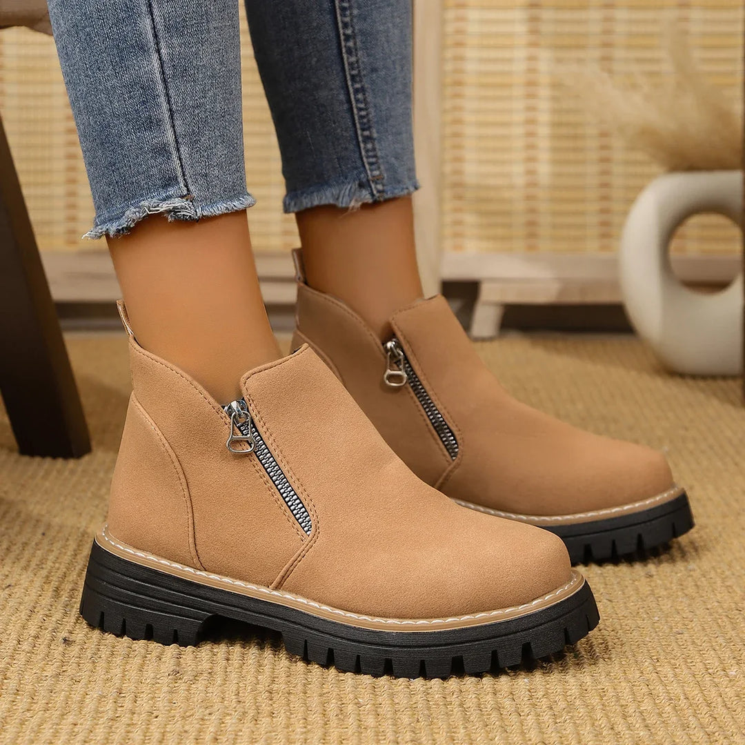 Frida Plateau-Enkellaars met Dikke Zool | Stabiel en comfortabel voor herfst en winter