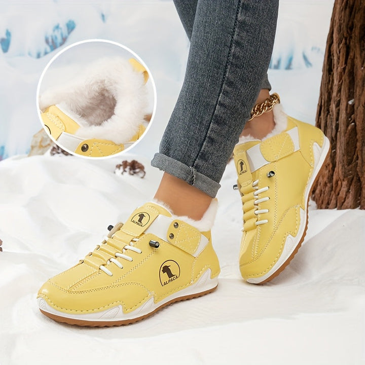 Hanneke | Gevoerde slip-on enkellaars in minimalistische look