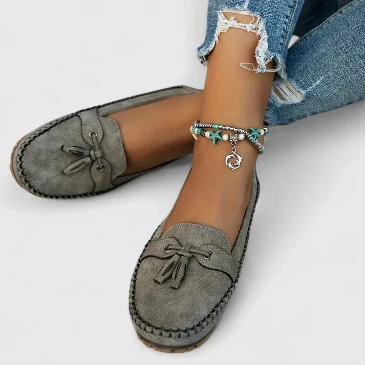 Truus | Donkerblauwe mocassin met sierstrik