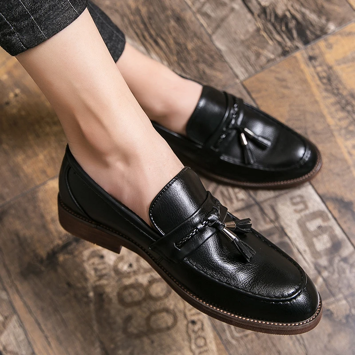 Kamiel | Leren loafers met kwastjes