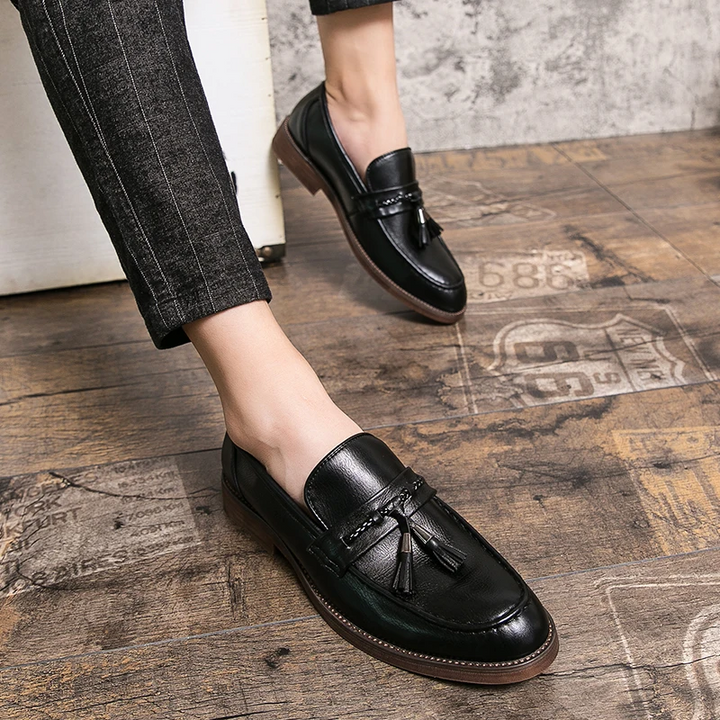 Kamiel | Leren loafers met kwastjes