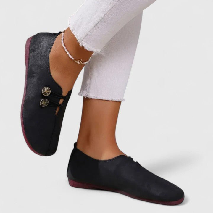 Rozemarijn | Beige loafer met sierknoop