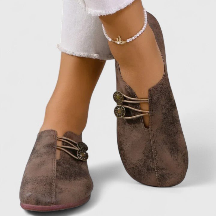 Rozemarijn | Beige loafer met sierknoop