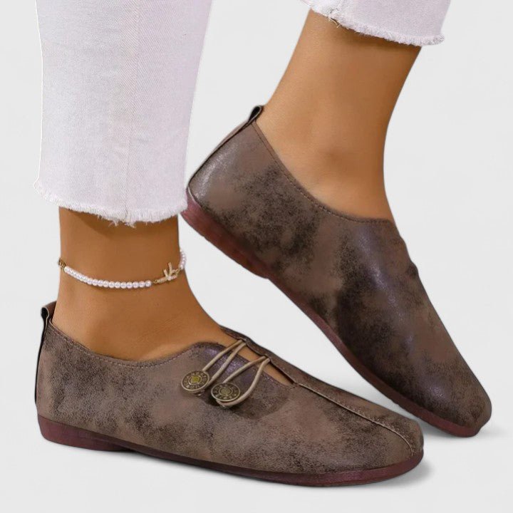 Rozemarijn | Beige loafer met sierknoop
