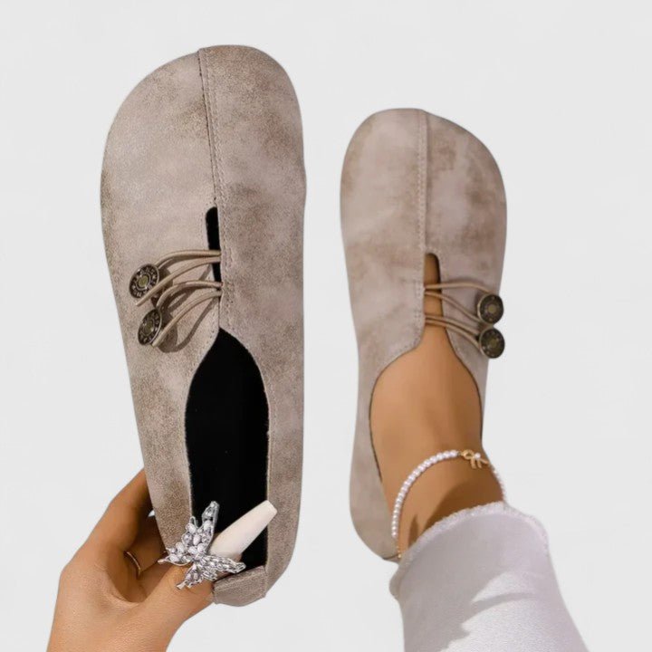 Rozemarijn | Beige loafer met sierknoop