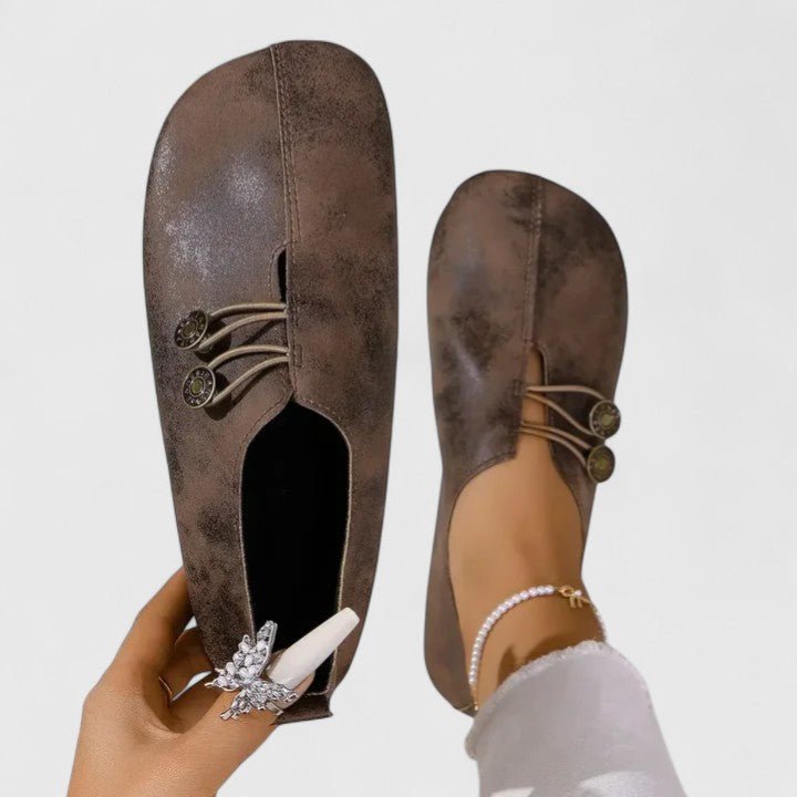 Rozemarijn | Beige loafer met sierknoop