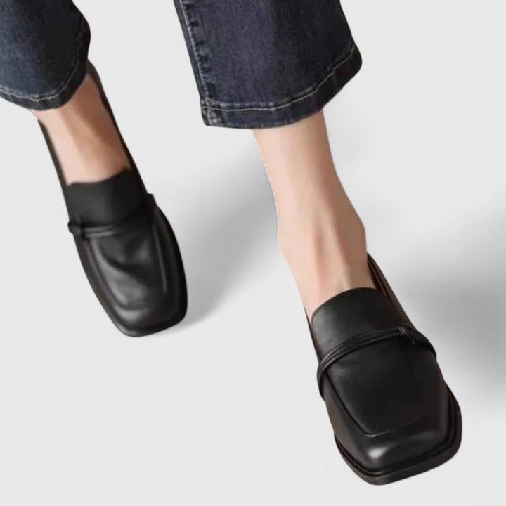Els | Zwarte loafer met blokhak