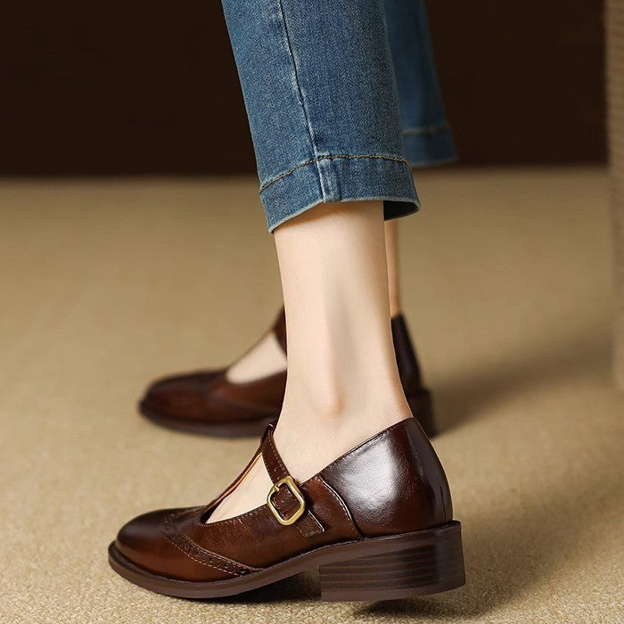 Sanne | Klassieke damesschoenen met bandje