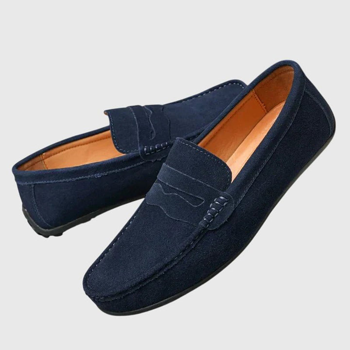 Tialda | Bordeauxrode mocassin met siernaden