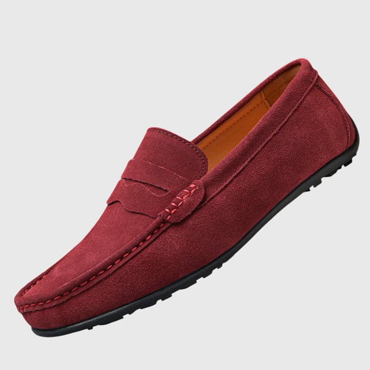 Tialda | Bordeauxrode mocassin met siernaden