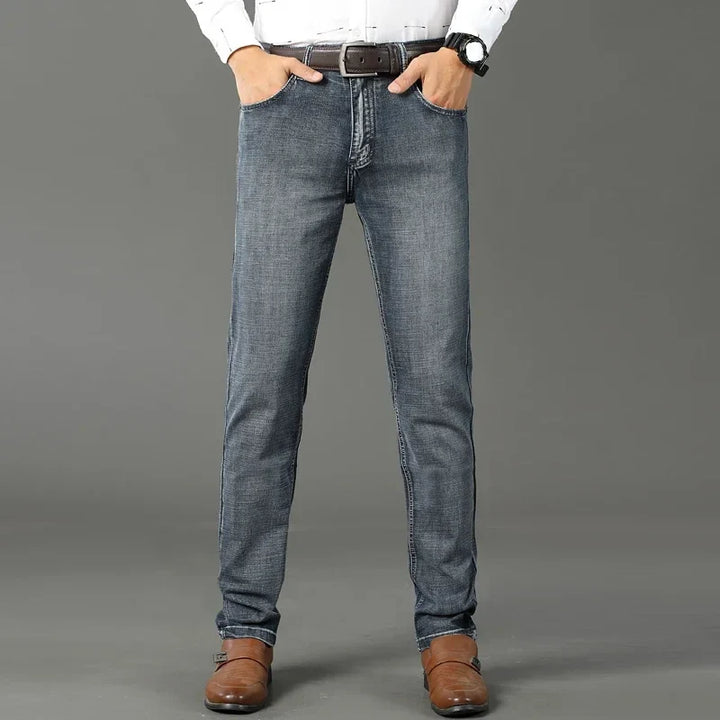 Joep | Klassieke jeans met rechte pijpen