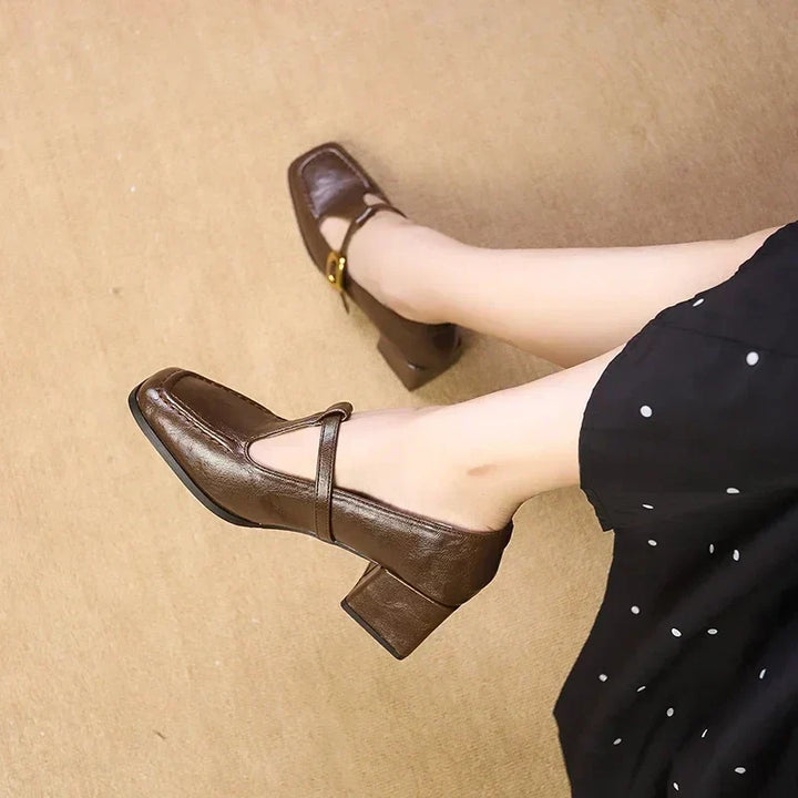 Wieke | Tijdloze damesschoenen met halfhoge hak
