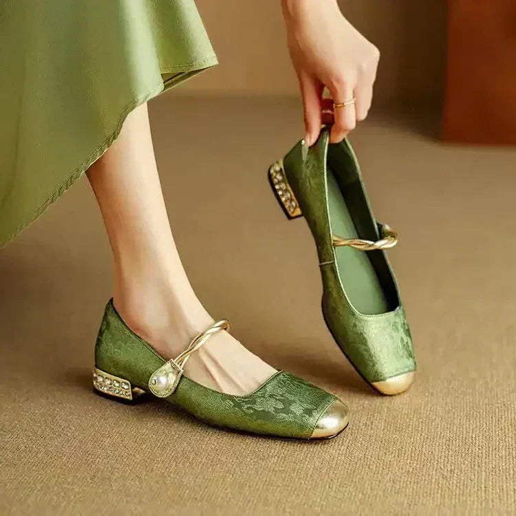 Marieke | Klassieke schoenen met bandje