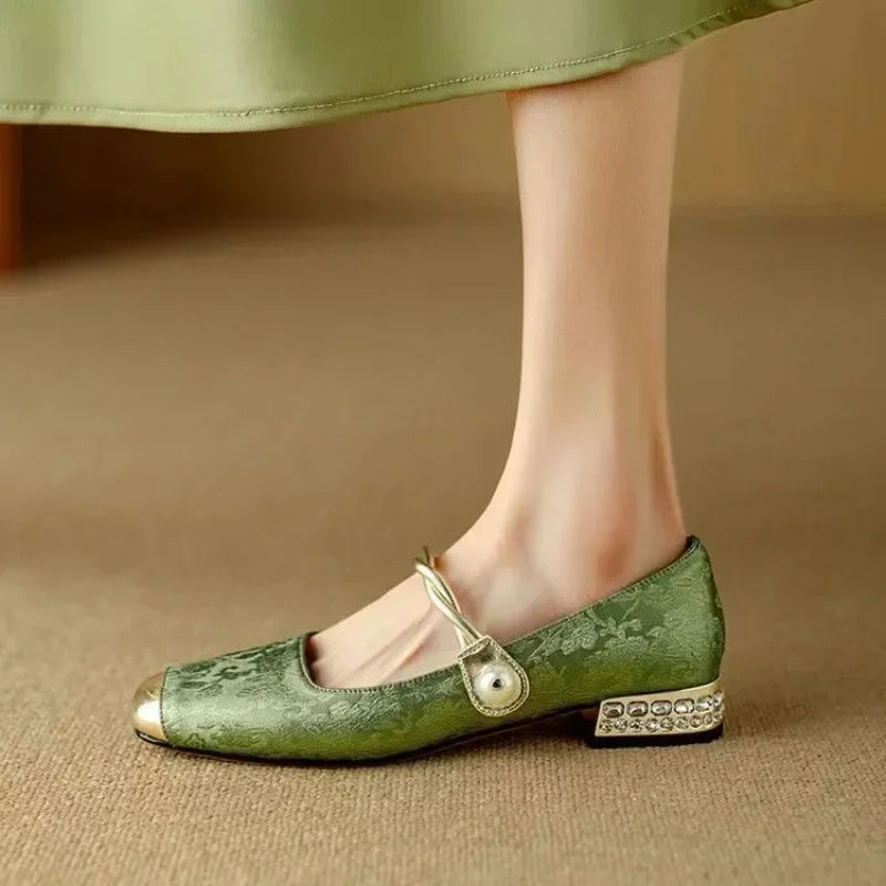 Marieke | Klassieke schoenen met bandje