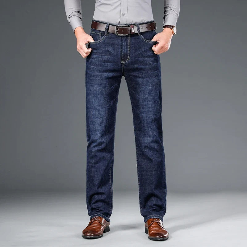 Wim | Klassieke jeans met rechte pijpen en stretch