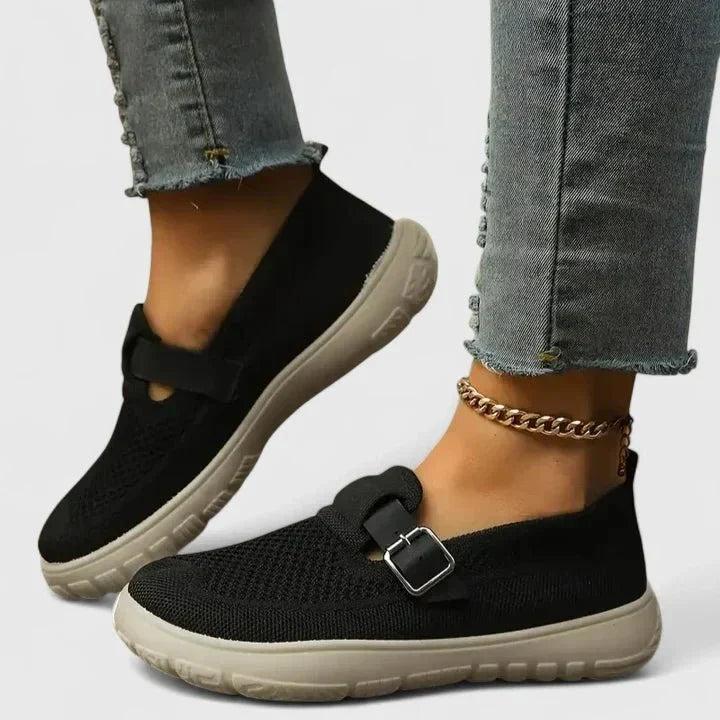 Nel | Zwarte comfortloafer van gebreid materiaal