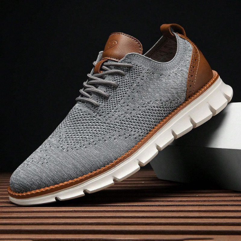 Falco | Beige gebreide veterschoenen