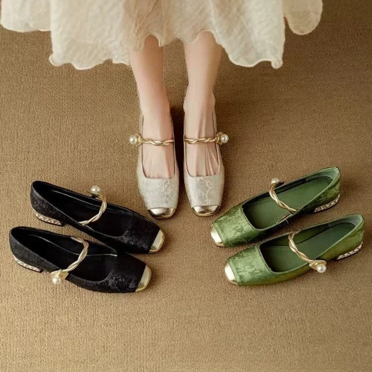 Marieke | Klassieke schoenen met bandje