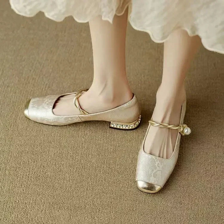 Marieke | Klassieke schoenen met bandje