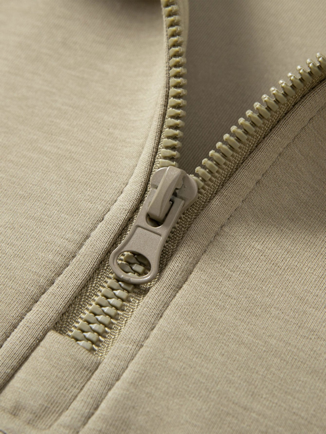 Colin | Sweater met hoge kraag en korte rits
