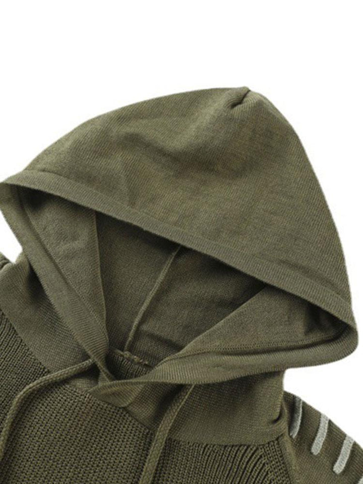 Ivo | Slim-fit trui met capuchon en raglanmouwen