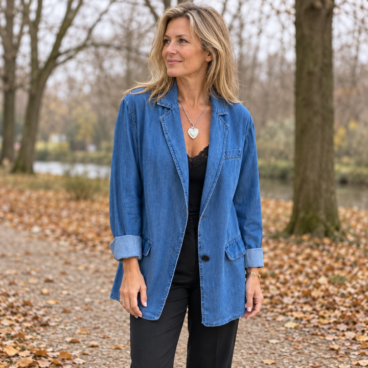 Karin | Spijkerjasje met blazerlook
