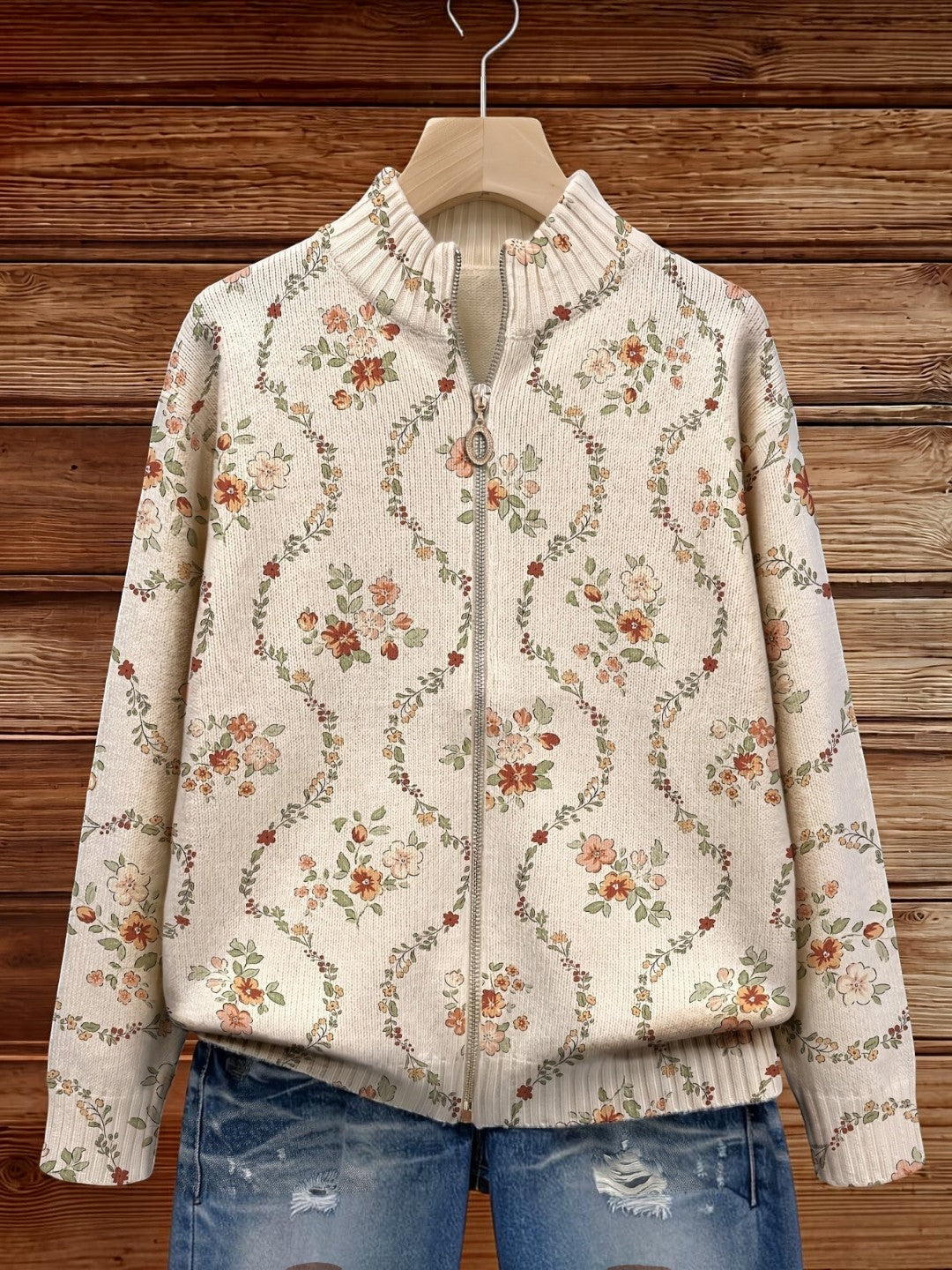Corrie | Vest met fijne bloemenranken
